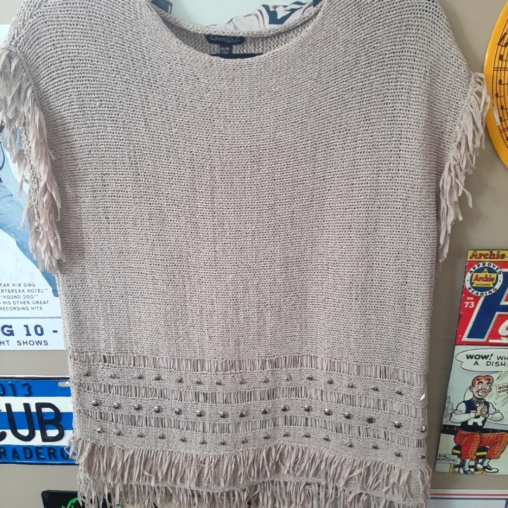 Conrad C Beige  Coastal Cowgirl sleeveless knit top with fringe and details M